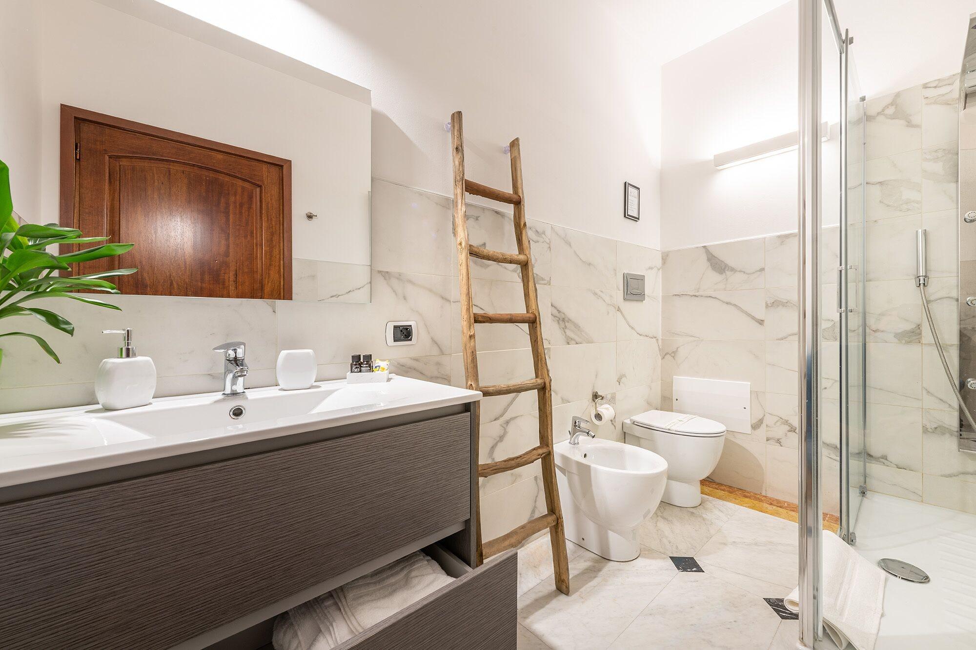 Relais La Lanterne Hotel Каляри Екстериор снимка