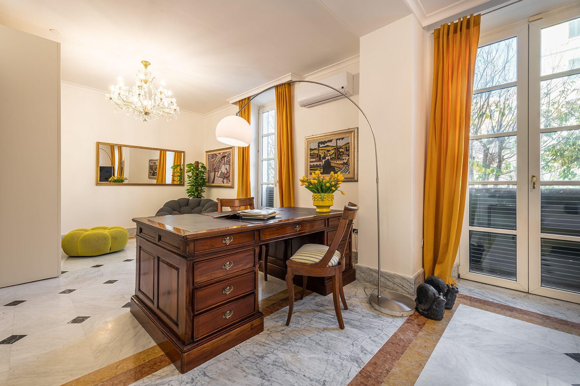 Relais La Lanterne Hotel Каляри Екстериор снимка