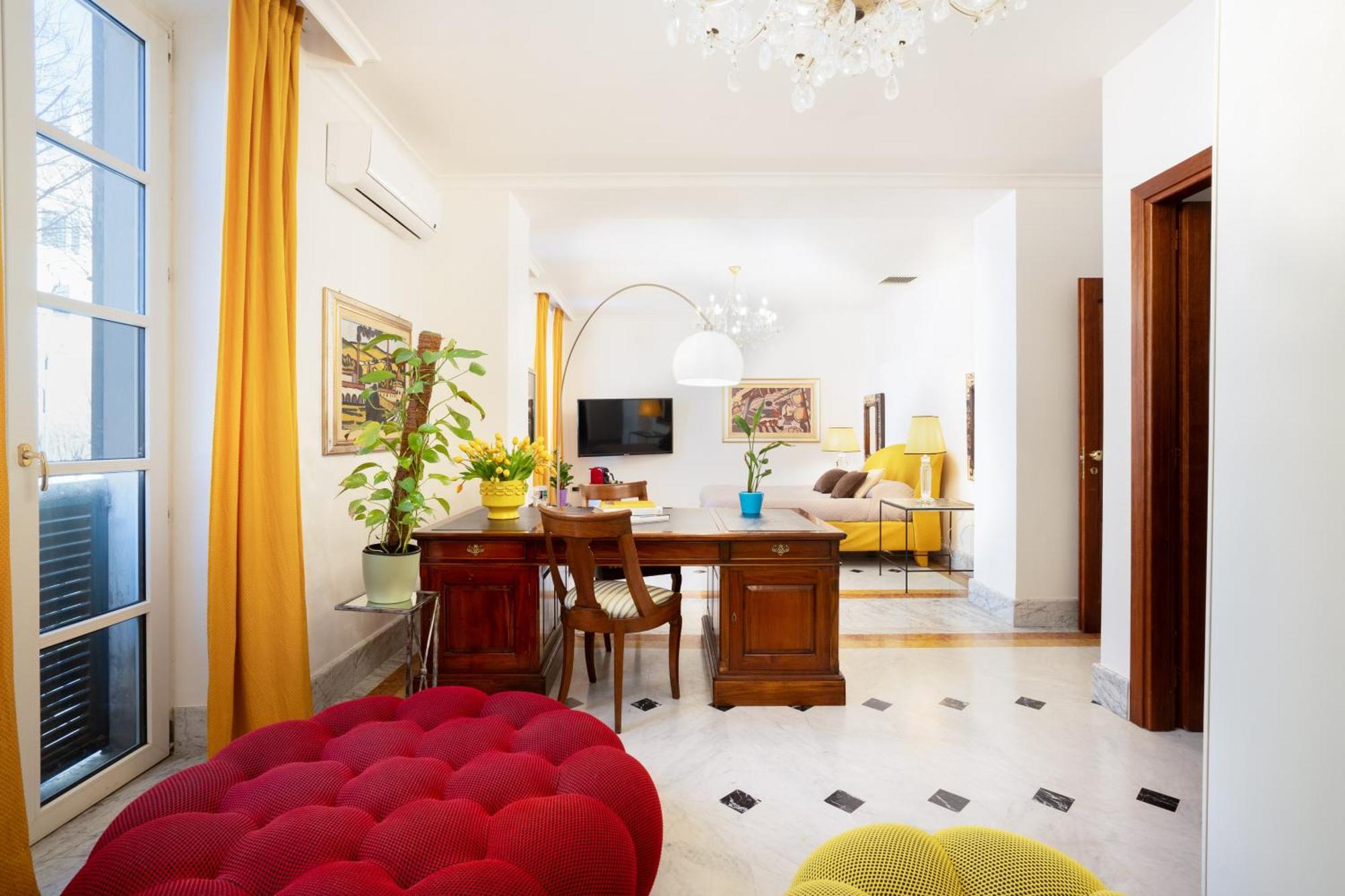 Relais La Lanterne Hotel Каляри Екстериор снимка
